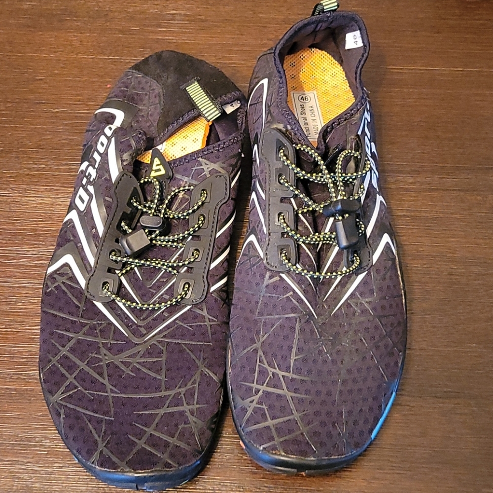 Water shoes